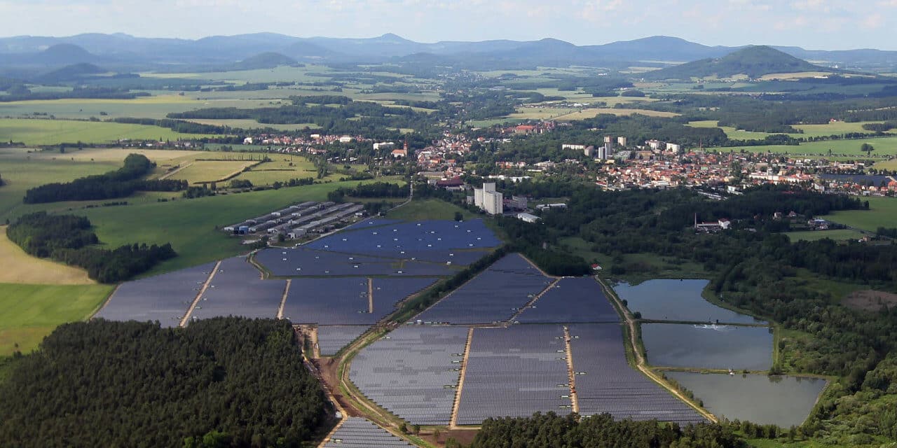 Firmy si už řekly o miliardy na zelené projekty. V příštích 10 letech mohou dostat až čtvrt bilionu