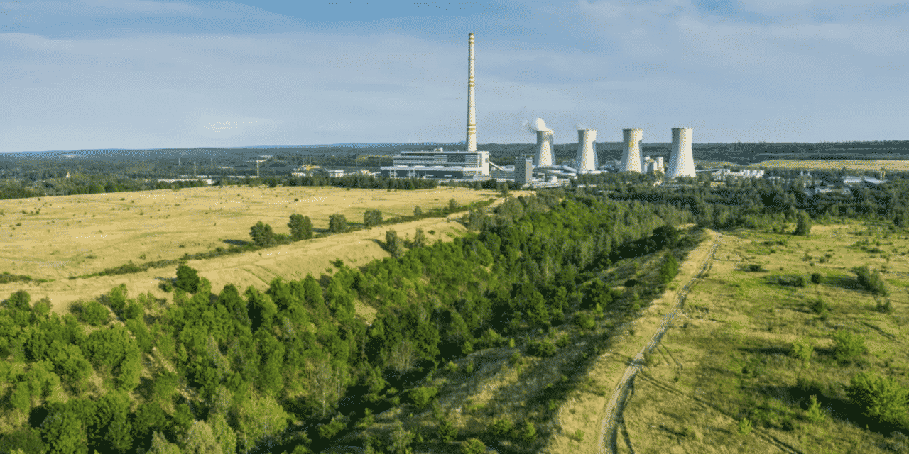 Ekologové kritizují postup MŽP vůči elektrárnám, které nemají výjimku z limitů