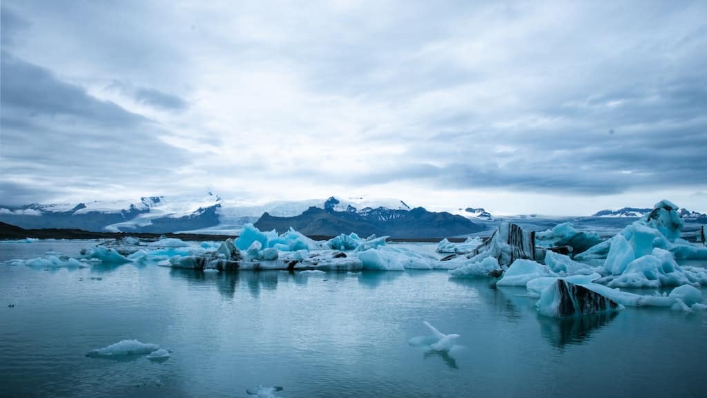 tající ledovce vlivem klimatické změny