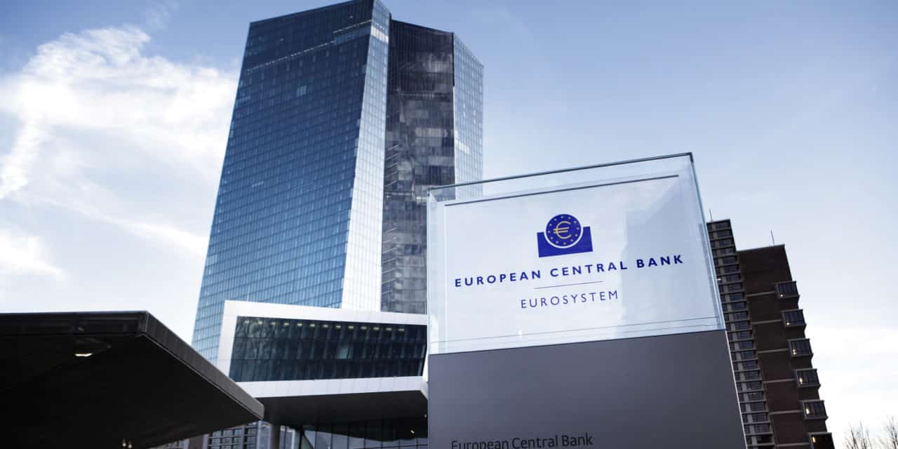 Klimatický zátěžový test ECB ukázal, že bankám hrozí ztráty 70 miliard eur