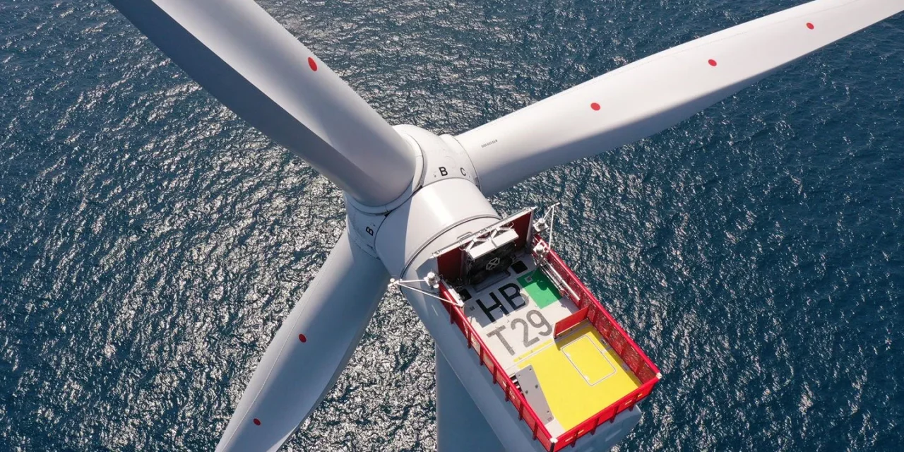 Největší větrná elektrárna na moři v provozu. Dodá elektřinu pro 1,4 milionu domácností