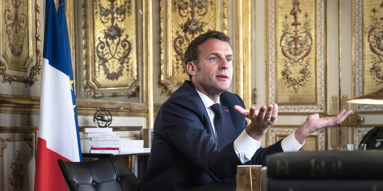 Macron vyzval k přechodu ekonomik od uhlí k čistším zdrojům