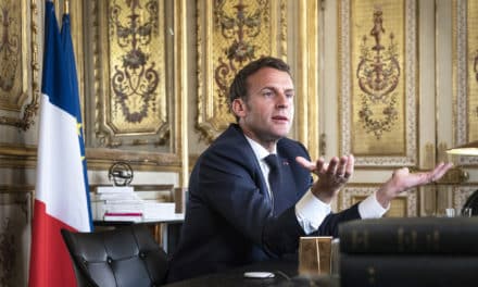 Macron vyzval k přechodu ekonomik od uhlí k čistším zdrojům