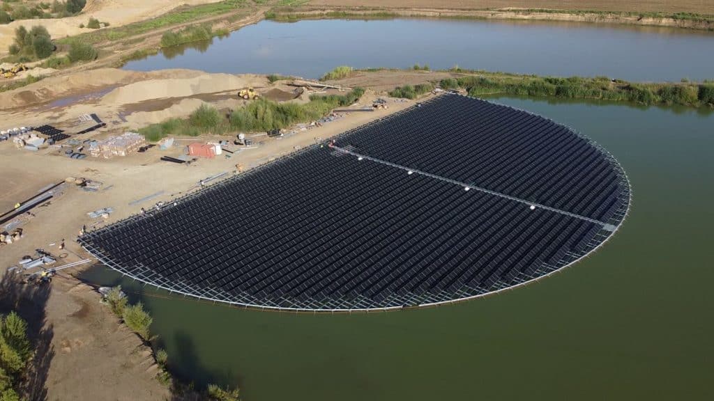 GB Floating Solar Instalace v Nemecku 3 S 4